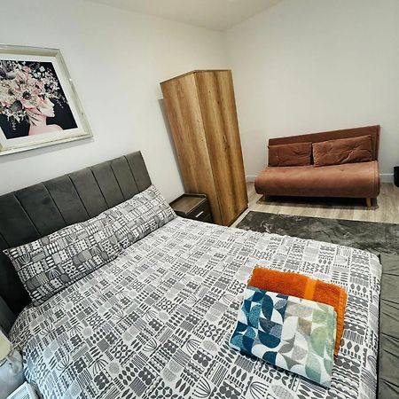 Stunning Newly Refurbished 1 Bed In Kings Cross, St Pancras!320 Appartement Londen Buitenkant foto