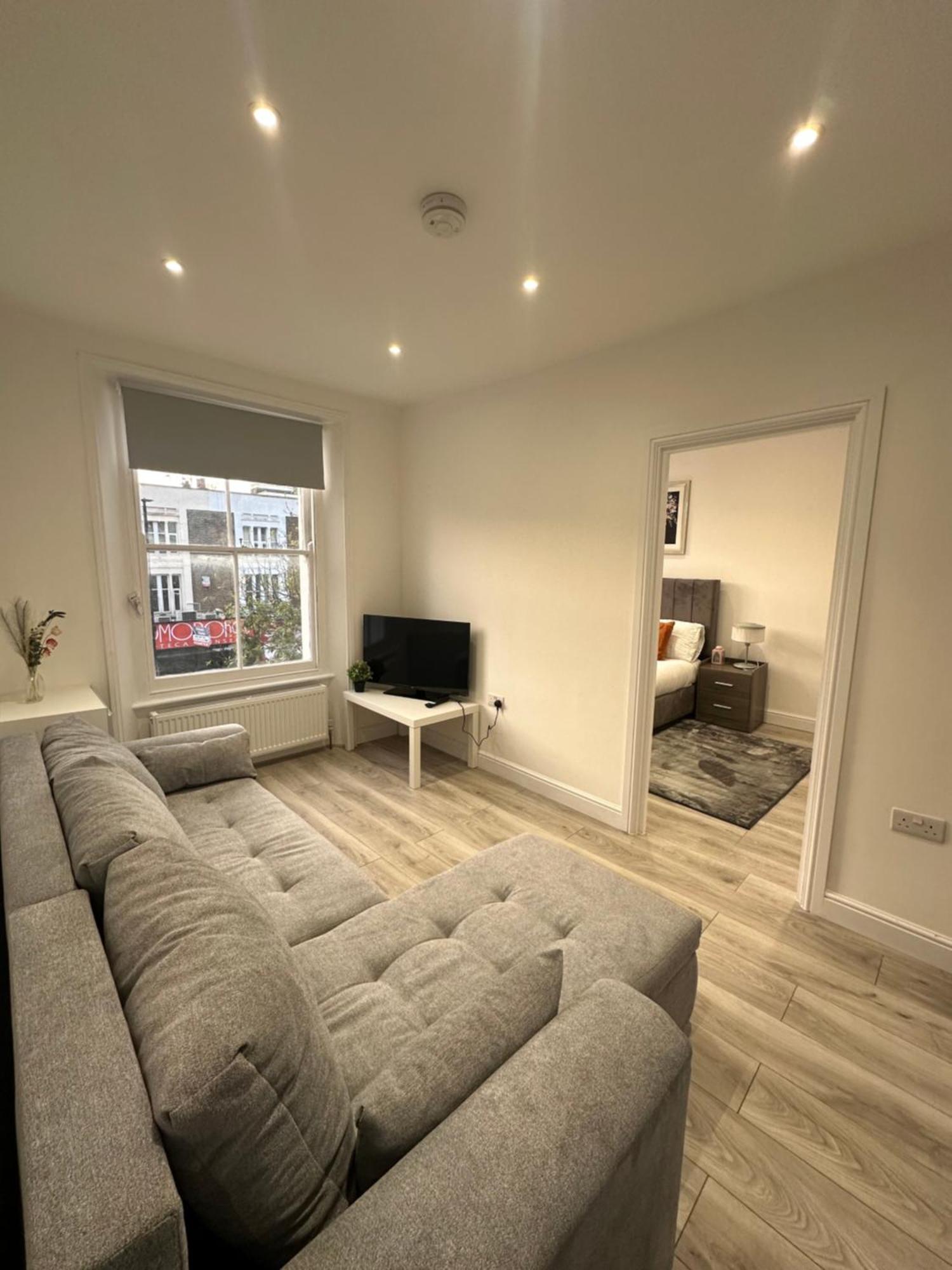 Stunning Newly Refurbished 1 Bed In Kings Cross, St Pancras!320 Appartement Londen Buitenkant foto