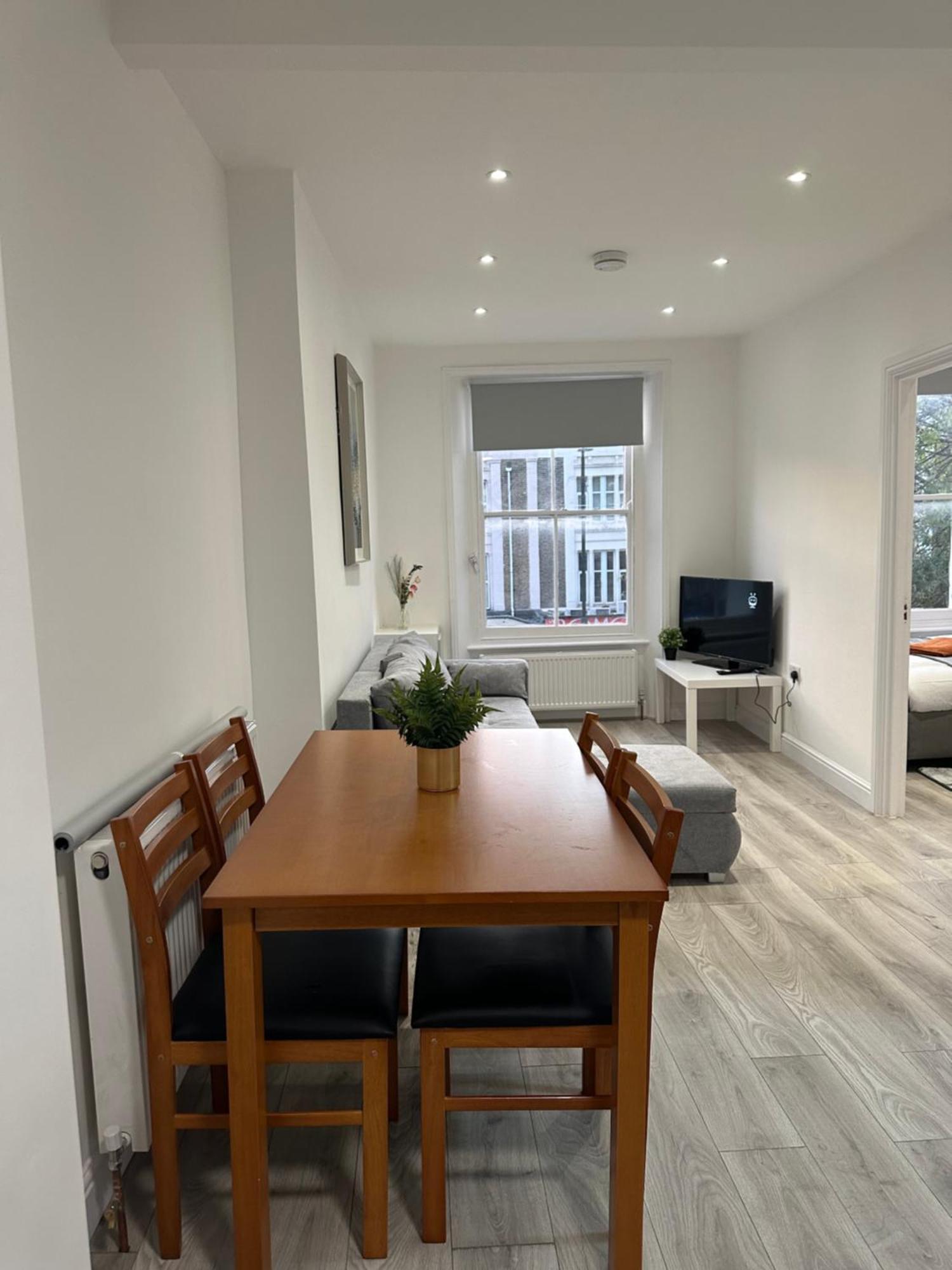 Stunning Newly Refurbished 1 Bed In Kings Cross, St Pancras!320 Appartement Londen Buitenkant foto