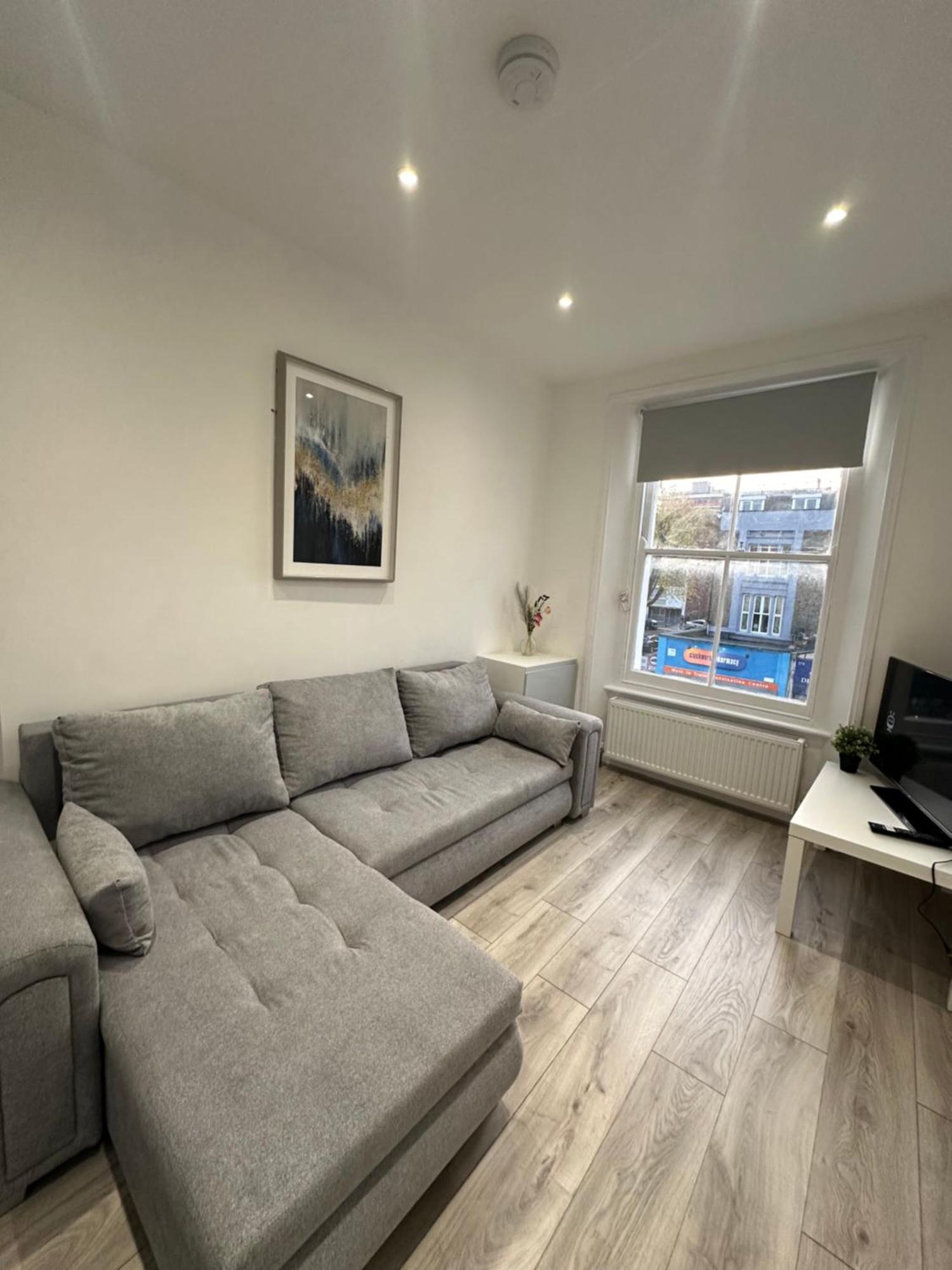 Stunning Newly Refurbished 1 Bed In Kings Cross, St Pancras!320 Appartement Londen Buitenkant foto