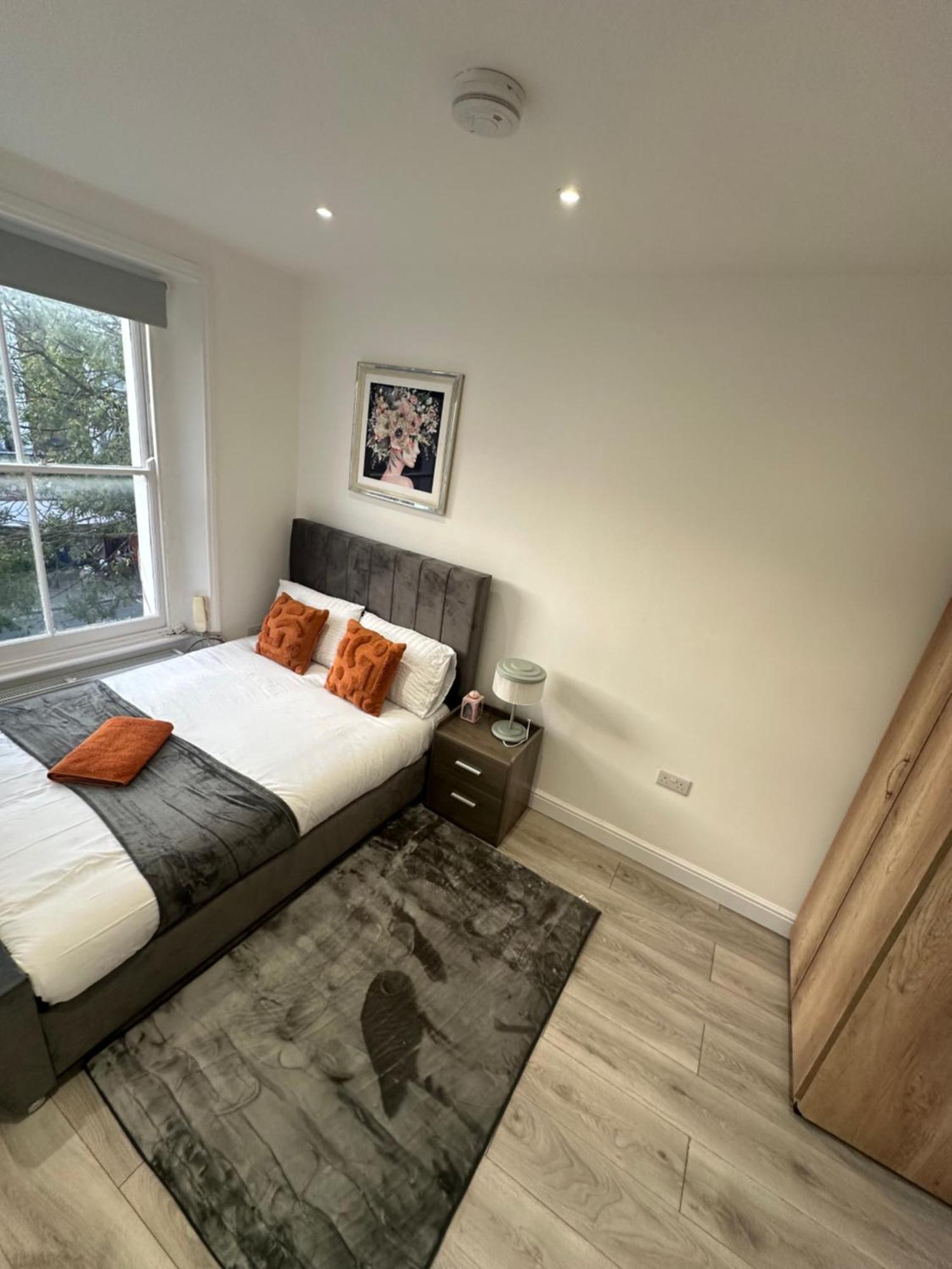 Stunning Newly Refurbished 1 Bed In Kings Cross, St Pancras!320 Appartement Londen Buitenkant foto