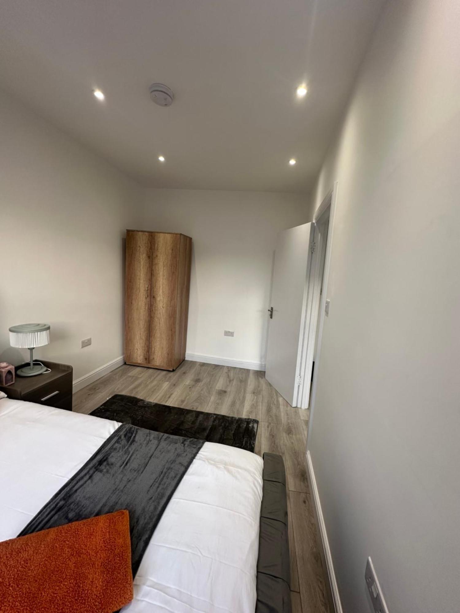 Stunning Newly Refurbished 1 Bed In Kings Cross, St Pancras!320 Appartement Londen Buitenkant foto