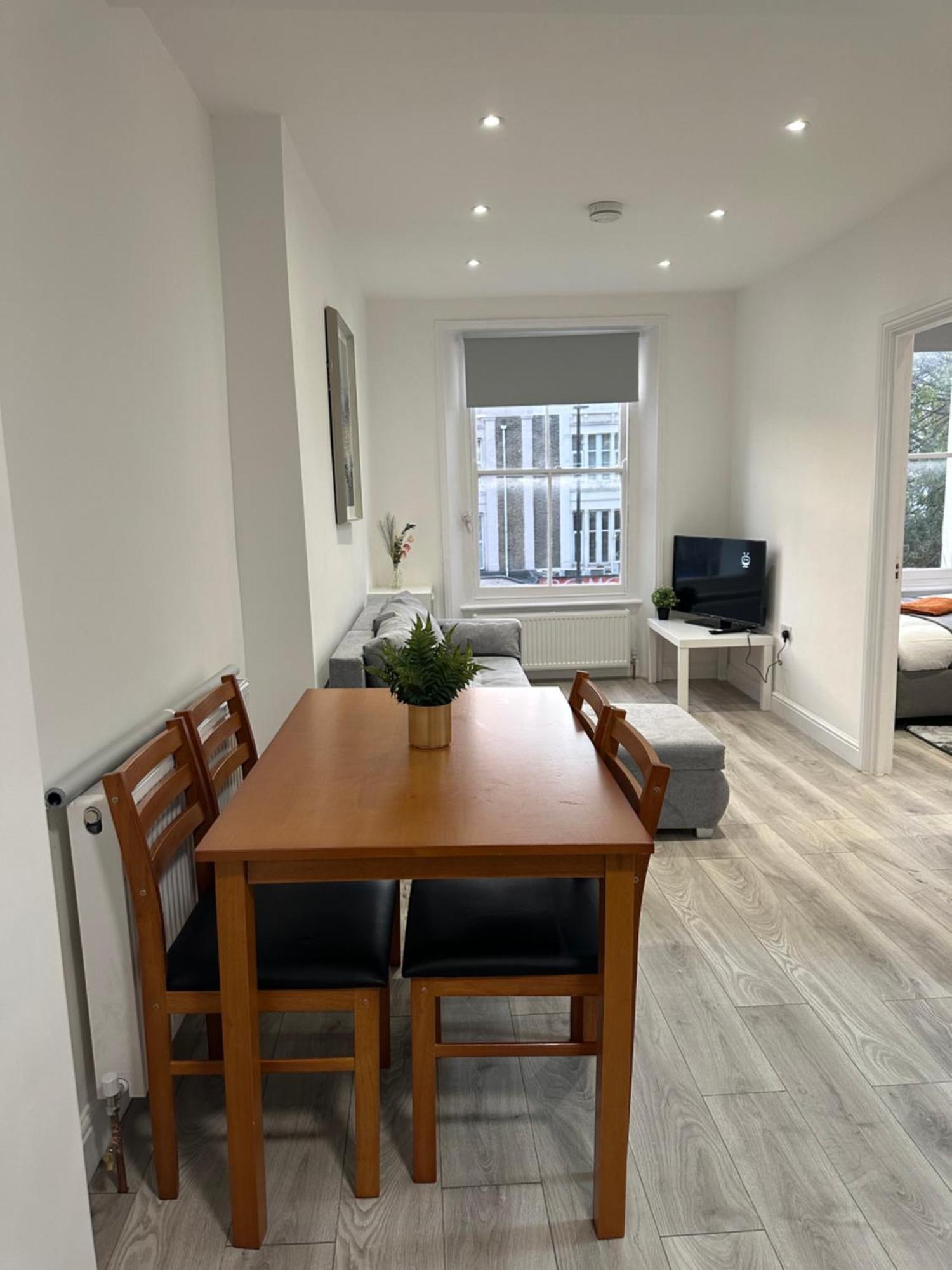 Stunning Newly Refurbished 1 Bed In Kings Cross, St Pancras!320 Appartement Londen Buitenkant foto