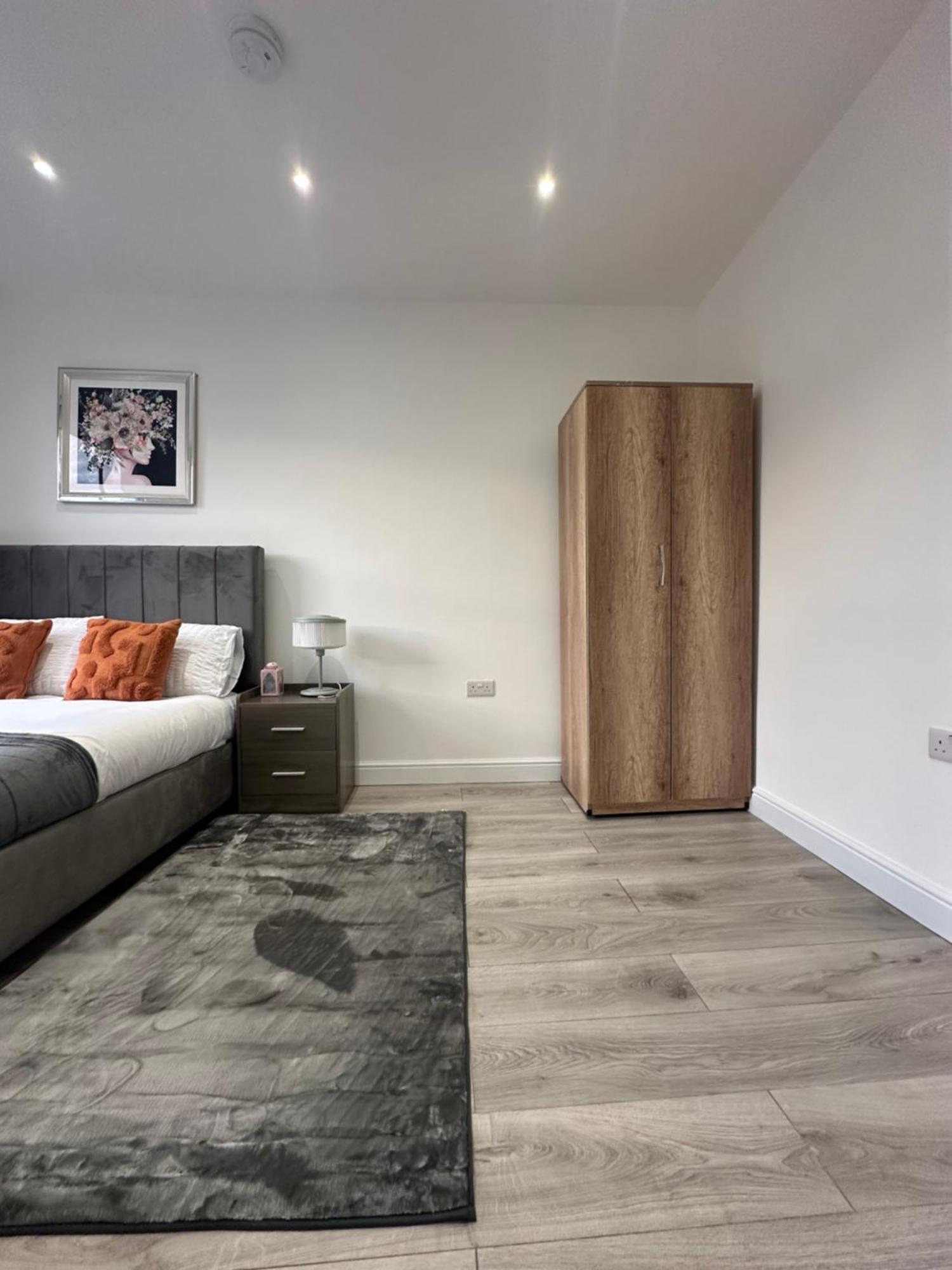 Stunning Newly Refurbished 1 Bed In Kings Cross, St Pancras!320 Appartement Londen Buitenkant foto